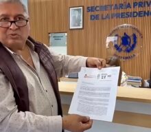 Gremiales de transporte piden a Arévalo vetar ley que establece precio tope a los combustibles