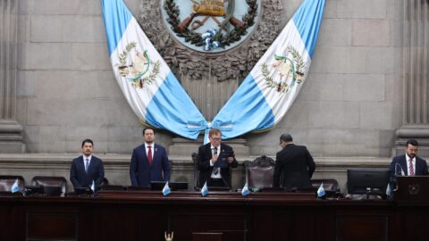 Reformas aprobadas por el Congreso limitan la aplicación de la prisión preventiva